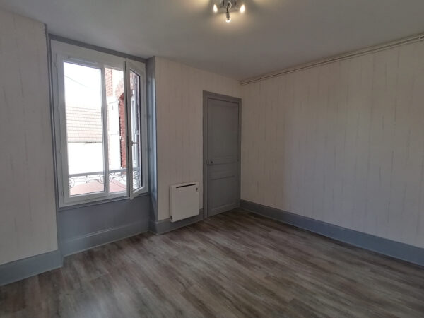 Appartement 2 pièces proches commodités &#8211; Troyes secteur GAR