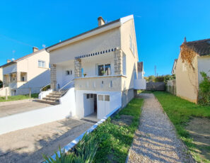 Maison individuelle avec sous sol et jardin clos – ST ANDRE