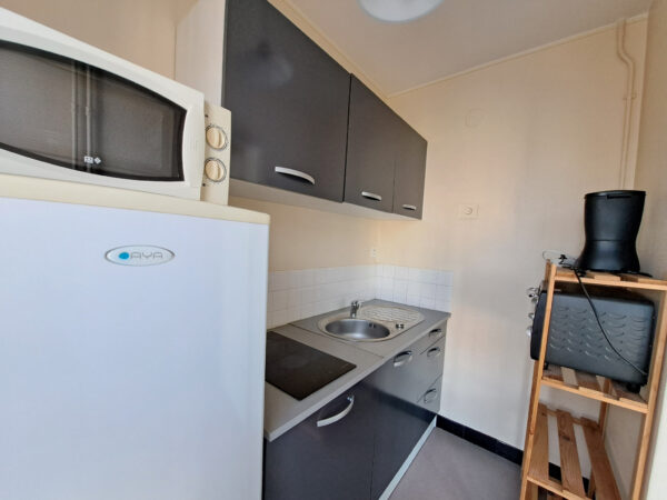 Appartement Studio T1 meublé avec parking &#8211; TROYES